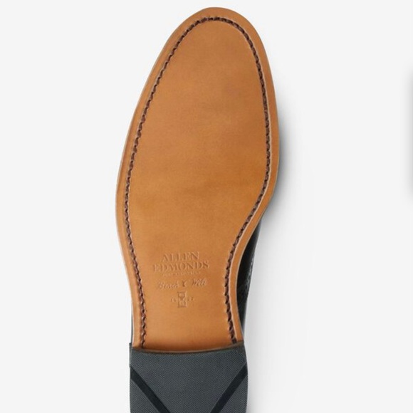 Allen Edmonds Strand Cap-Toe Oxford Dress Shoes - Picture 7 of 15